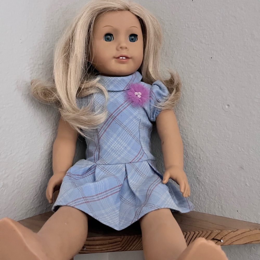 AMERICAN GIRL DOLL Blue Plaid dress with Blonde Hair blue eyes